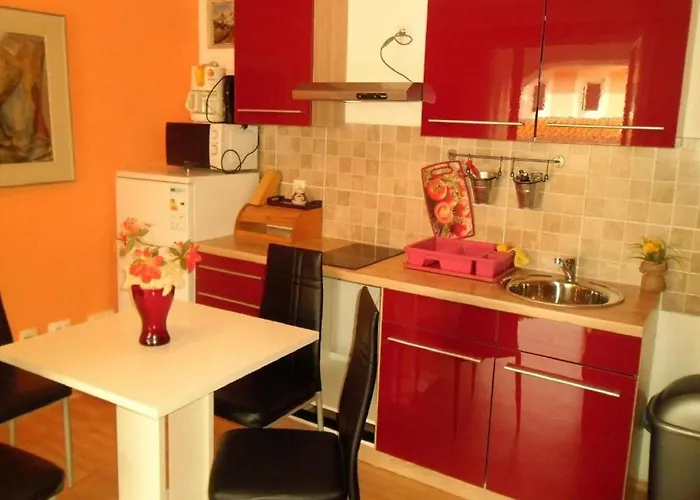 Apartamento Charming Kestenovi Dvori- 2 Bedroom A1 Opatija