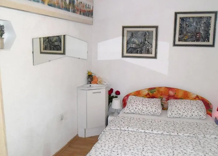 Apartamento Charming Kestenovi Dvori- 2 Bedroom A1 *